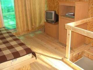 Гостевой дом Gostinyi Dvor Kovcheg Рыбачье Двухместный номер с 1 кроватью и собственной ванной комнатой-7